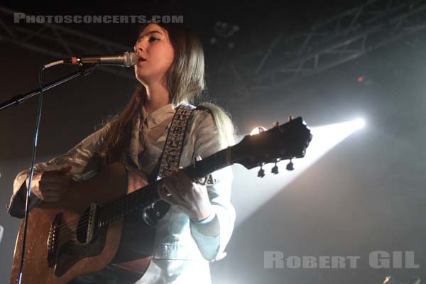 WEYES BLOOD - 2017-04-11 - PARIS - Point Ephemere - Natalie Mering